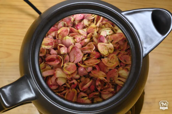 تهیه دمنوش پوست پوسته